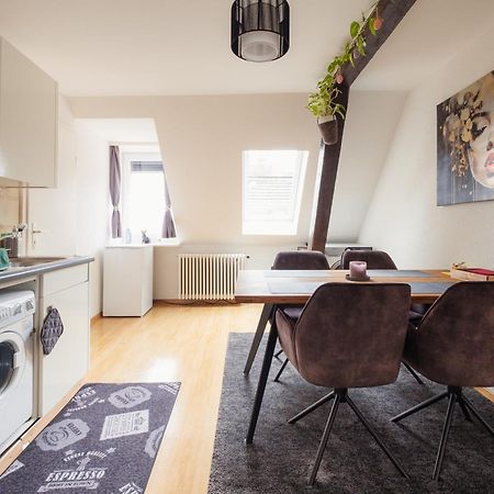 Charmante Wohnung An Beliebter, Urbaner Lage Zurigo Esterno foto