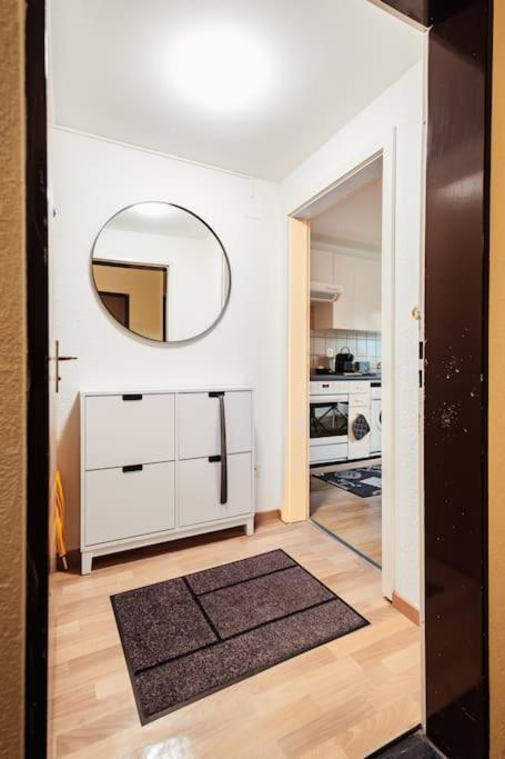 Charmante Wohnung An Beliebter, Urbaner Lage Zurigo Esterno foto