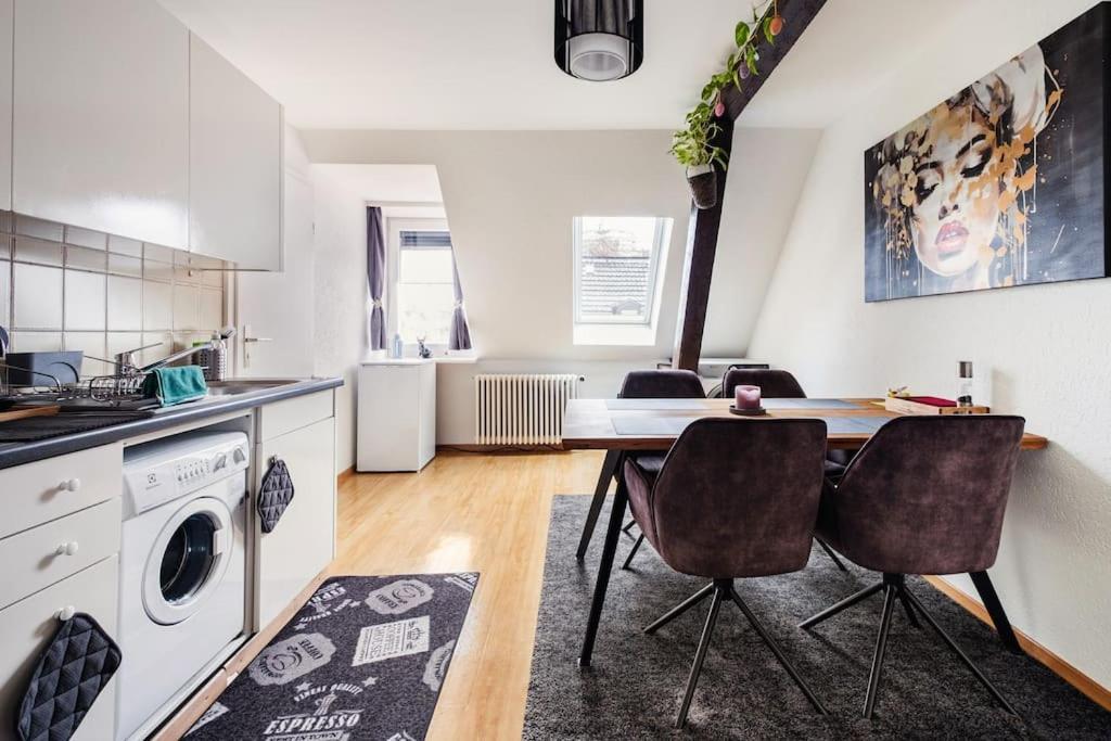 Charmante Wohnung An Beliebter, Urbaner Lage Zurigo Esterno foto